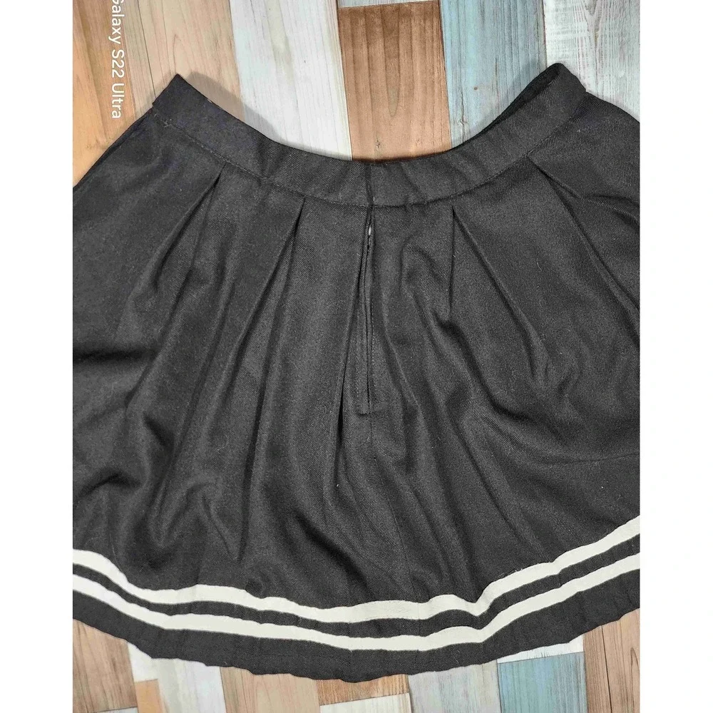 Hot Topic Black White Trim Pleated‎ School Girl Mini Skirt Womens Small